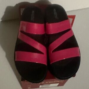 Huggoes Womens Slides Sandals  slip  On Strappy 10 new with  box hot pink